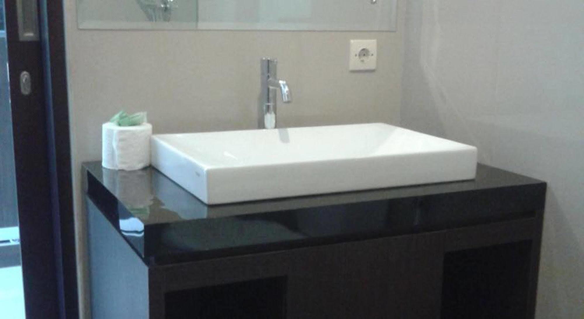D' Kubu Pratama Homestay Nusa Dua  Luaran gambar